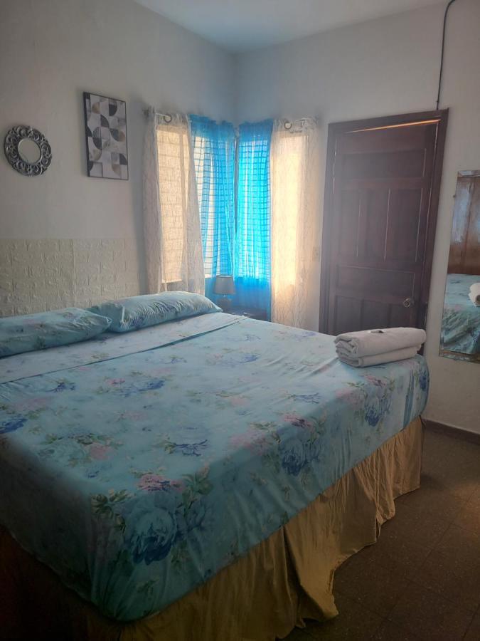 Hospedaje Casa De Luna Τεγουσιγάλπα Εξωτερικό φωτογραφία